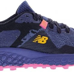 New Balance Women's Fresh Foam X Hierro V7 Trail Running Shoes