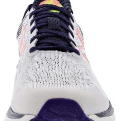 New Balance 680 V7 Women's Lightweight Cushioning Running Shoes