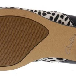 Clarks Of England Clarks Women's Pure Tone Black Dressy Flats