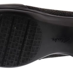 Clarks Of England Clarks Emily Alexa Black Leather Pumps Women's 9 Clarks Of England Clarks Emily Alexa Black Leather Pumps Women's