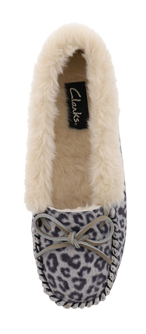 Clarks Of England Clarks Women's Indoor Outdoor Mocassin Slippers Dolly 12 Clarks Of England Clarks Women's Indoor Outdoor Mocassin Slippers Dolly