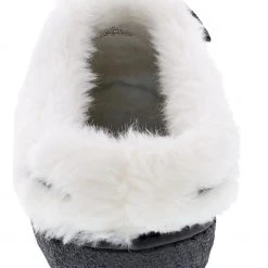 Clarks Women's Sydney Indoor & Outdoor Winter Slippers