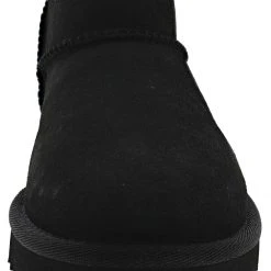 UGG Women's Classic Ultra Mini Ankle Winter Boots 17 UGG Women's Classic Ultra Mini Ankle Winter Boots