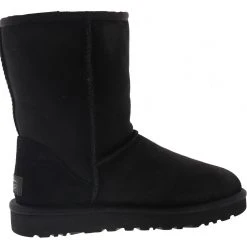UGG Classic Short II Women Pull On Winter Boots