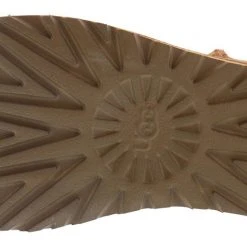 UGG Classic Short II Women Pull On Winter Boots