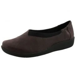 Clarks Of England Clarks Womens Slip On Wide Width Casual Flats Sillian Jetay