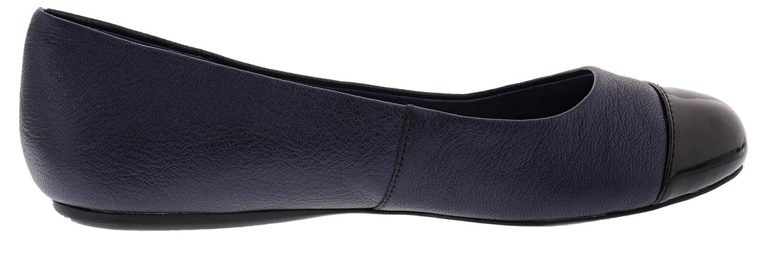 Softwalk Women's Napa Narrow Width Slip On Ballerina Flats 2 Softwalk Women's Napa Narrow Width Slip On Ballerina Flats