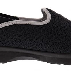 Softwalk Women's Simba Wide Width Slip On Walking Shoes 43 Softwalk Women's Simba Wide Width Slip On Walking Shoes