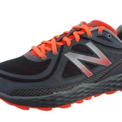 New Balance Men Walking Trail Wide Width Cushioned Running Sneakers MTHIERS