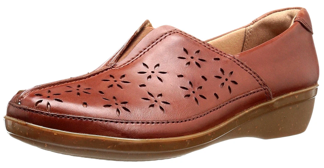 Clarks Of England Clarks Womens Slip On Easy On And Off Dress Casual Flats 8 Clarks Of England Clarks Womens Slip On Easy On And Off Dress Casual Flats