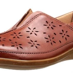 Clarks Of England Clarks Womens Slip On Easy On And Off Dress Casual Flats 23 Clarks Of England Clarks Womens Slip On Easy On And Off Dress Casual Flats
