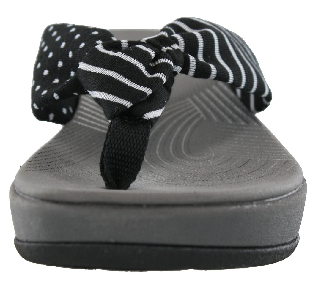 Clarks Of England Clarks Women Arla Glison Thong Sandals With Arch Support 23 Clarks Of England Clarks Women Arla Glison Thong Sandals With Arch Support