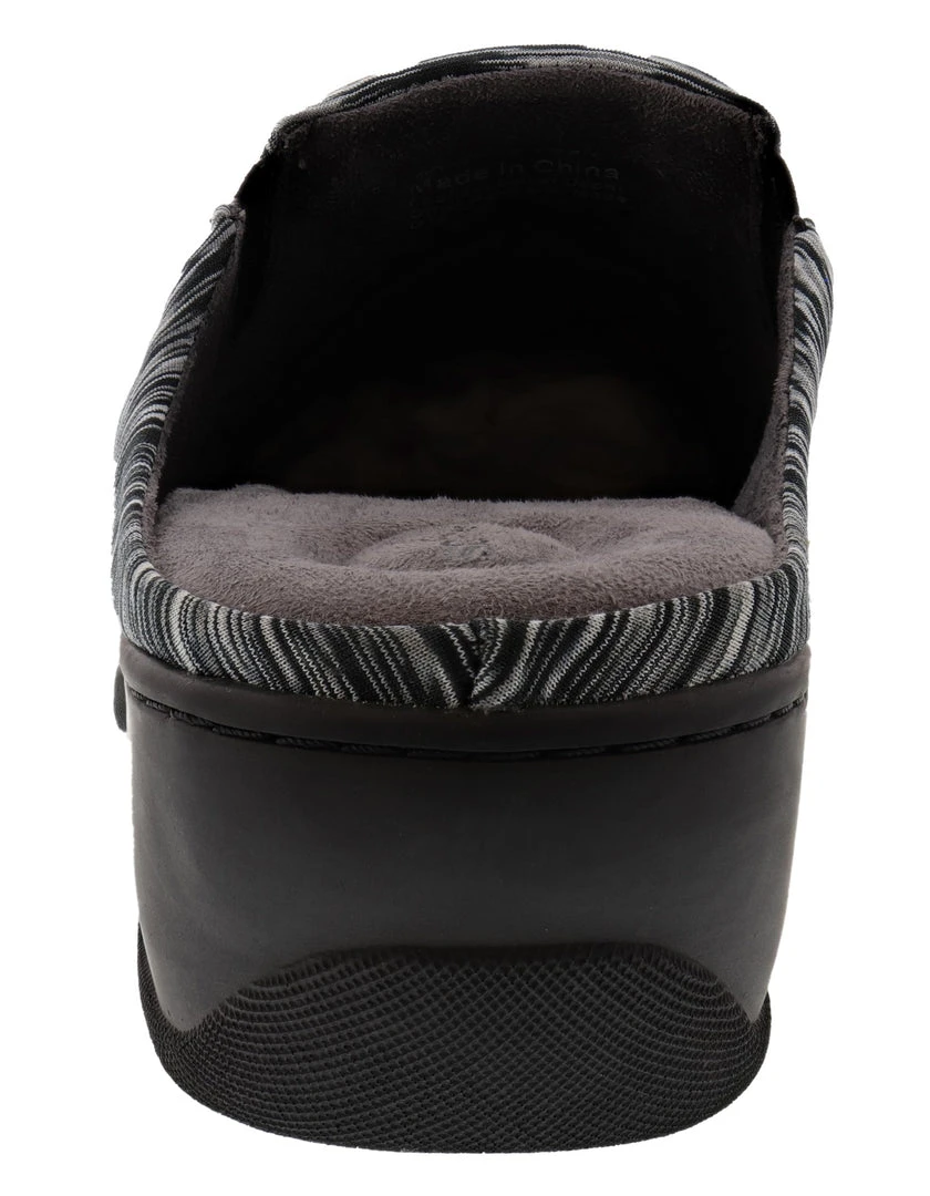 Softwalk Women's Alcon Slip On Clogs 11 Softwalk Women's Alcon Slip On Clogs