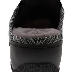 Softwalk Women's Alcon Narrow Width Slip On Clogs 85 Softwalk Women's Alcon Narrow Width Slip On Clogs